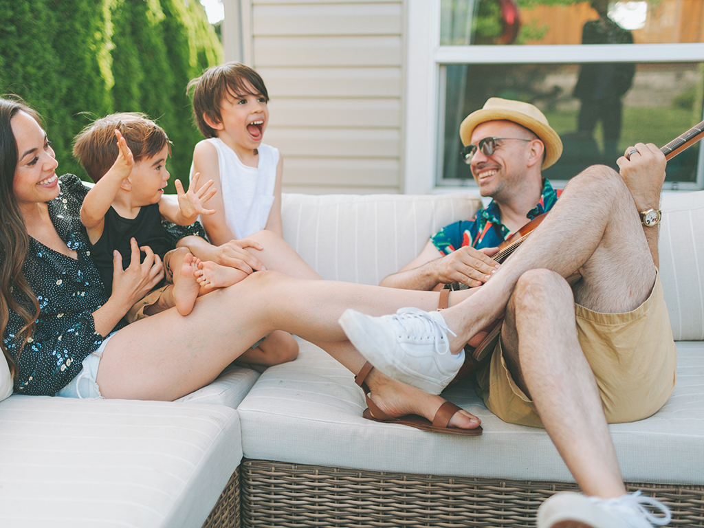 4 Ways to Turn Your Backyard into a Staycation Space